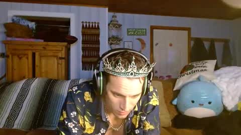 Snapshot of cguffey2284 chatting on December 30, 2024, 1:04 am cguffey2284 online show from December 30, 2024, 1:04 am