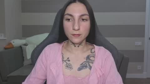 Snapshot of chabibiann chatting on November 17, 2025, 9:04 am Kate online show from November 17, 2025, 9:04 am