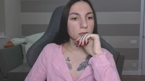 Snapshot of chabibiann chatting on November 19, 2025, 7:41 am Kate online show from November 19, 2025, 7:41 am