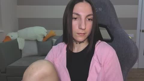 Snapshot of chabibiann chatting on December 5, 2025, 8:23 am Kate online show from December 5, 2025, 8:23 am