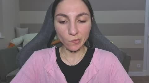 Snapshot of chabibiann chatting on May 11, 2026, 1:06 pm Kate online show from May 11, 2026, 1:06 pm