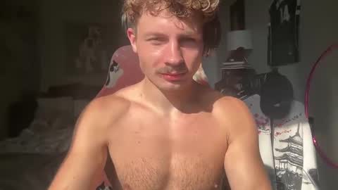 ChadTitan online show from September 12, 2025, 2:17 pm