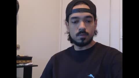 Snapshot of chainnballz chatting on November 17, 2025, 11:32 pm ChainNballzz online show from November 17, 2025, 11:32 pm