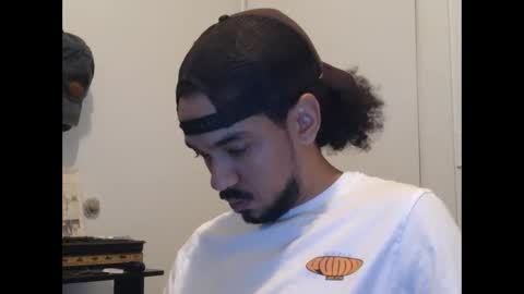 Snapshot of chainnballz chatting on November 22, 2025, 9:47 pm ChainNballzz online show from November 22, 2025, 9:47 pm