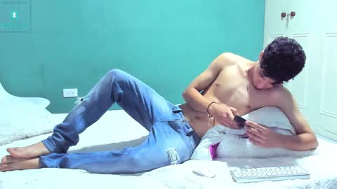 Kenji online show from February 26, 2025, 11:04 pm