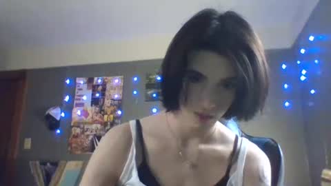 chanel2002 online show from March 4, 2025, 6:39 pm