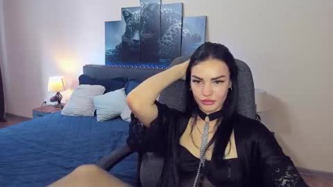 chaneljem online show from October 30, 2025, 10:27 am