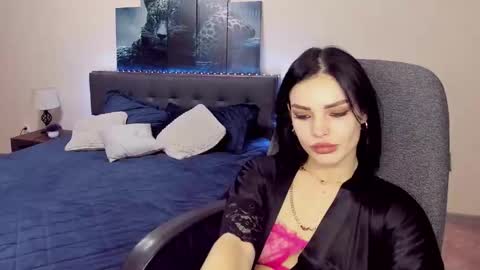 chaneljem online show from November 17, 2025, 2:12 pm