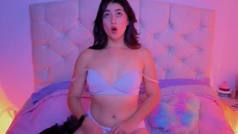 Snapshot of chanellgv chatting on October 24, 2025, 11:56 pm Chanell online show from October 24, 2025, 11:56 pm