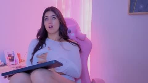 Snapshot of chanellgv chatting on November 26, 2025, 7:48 pm Chanell online show from November 26, 2025, 7:48 pm