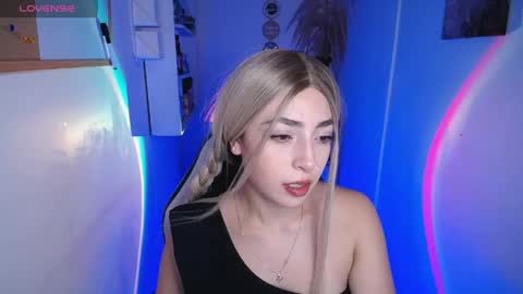 Snapshot of channel_blonde_a chatting on April 24, 2026, 10:45 pm channel_blonde_a online show from April 24, 2026, 10:45 pm