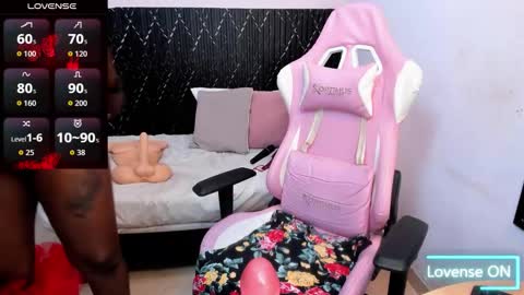 Snapshot of channel_brunette chatting on October 31, 2025, 7:59 pm Chanel online show from October 31, 2025, 7:59 pm