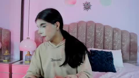 Snapshot of channel_sofia chatting on June 6, 2026, 3:11 am Channel Sofia online show from June 6, 2026, 3:11 am