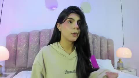 Snapshot of channel_sofia chatting on July 10, 2026, 10:23 pm Channel Sofia online show from July 10, 2026, 10:23 pm
