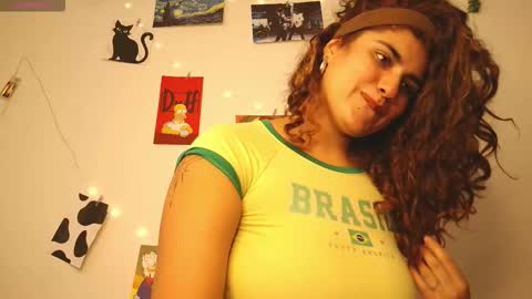     online show from October 22, 2025, 8:08 pm