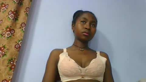 chantale483461 online show from March 4, 2026, 6:19 am