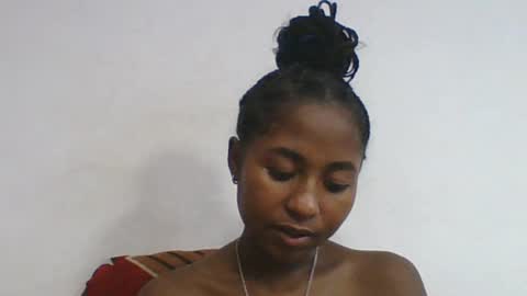 chantale483461 online show from June 15, 2026, 5:59 pm