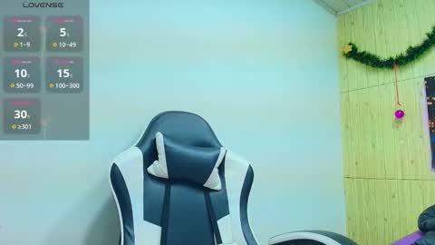    online show from December 13, 2025, 7:53 pm