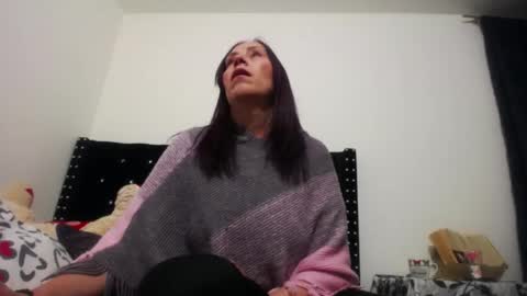    online show from May 12, 2026, 3:25 am