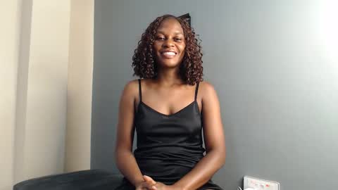 Chantel online show from December 14, 2025, 1:11 am