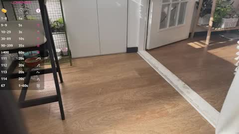 Liz online show from April 25, 2026, 1:41 pm