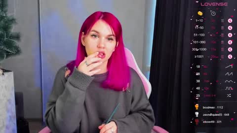 Suzanna Snow online show from December 9, 2024, 7:06 am