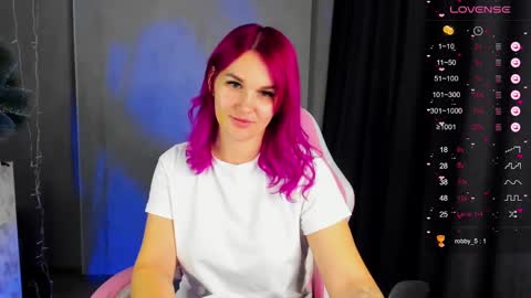 Suzanna Snow online show from December 12, 2024, 4:26 am