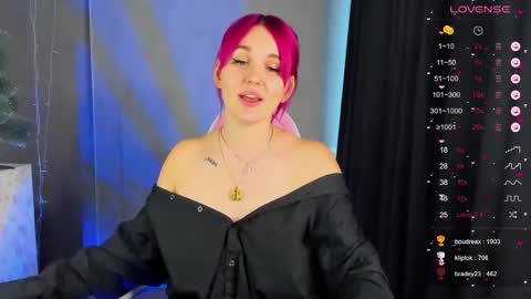 Suzanna Snow online show from December 22, 2024, 7:11 am