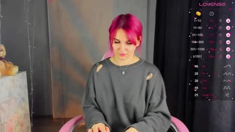 Suzanna Snow online show from January 21, 2025, 4:32 am