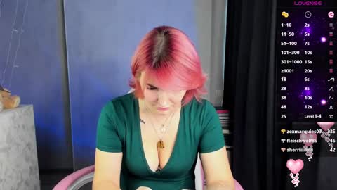 Suzanna Snow online show from February 17, 2025, 7:04 am