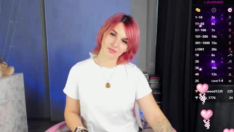 Suzanna Snow online show from February 18, 2025, 7:21 am