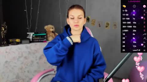 Suzanna Snow online show from March 3, 2025, 4:25 am