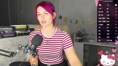 Suzanna Snow online show from September 9, 2025, 4:23 am