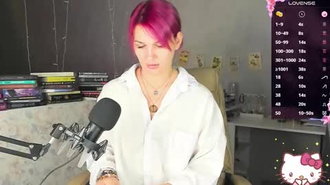 Suzanna Snow online show from September 14, 2025, 4:11 am