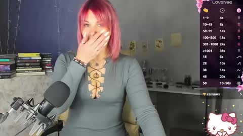 Suzanna Snow online show from October 4, 2025, 4:43 am