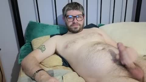 Snapshot of chaosdaddave chatting on May 8, 2026, 11:32 pm David online show from May 8, 2026, 11:32 pm