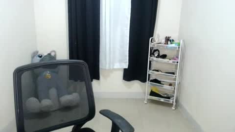 Snapshot of charcolita chatting on July 15, 2026, 4:56 pm Cristine online show from July 15, 2026, 4:56 pm