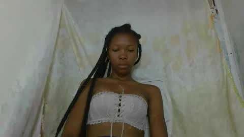 chariola0101 online show from January 26, 2025, 8:14 am