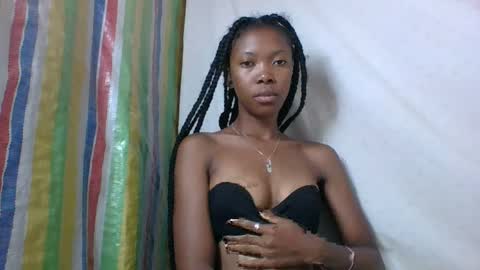 chariola0101 online show from January 27, 2025, 3:37 am