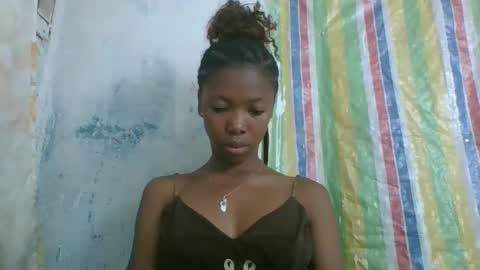 chariola0101 online show from February 14, 2025, 6:08 pm