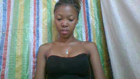 chariola0101 online show from February 15, 2025, 9:38 am