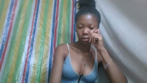 chariola0101 online show from February 16, 2025, 8:11 pm