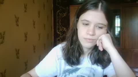 Snapshot of charisscranton chatting on June 24, 2026, 10:25 am Lina online show from June 24, 2026, 10:25 am
