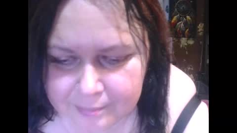 Snapshot of charleekendall chatting on December 16, 2025, 1:16 pm CharleeKendall online show from December 16, 2025, 1:16 pm