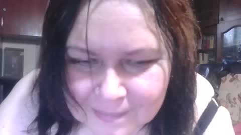 Snapshot of charleekendall chatting on December 18, 2025, 10:32 am CharleeKendall online show from December 18, 2025, 10:32 am