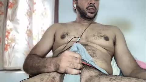 Snapshot of charles_dera35 chatting on October 28, 2025, 3:54 am charles_dera35 online show from October 28, 2025, 3:54 am