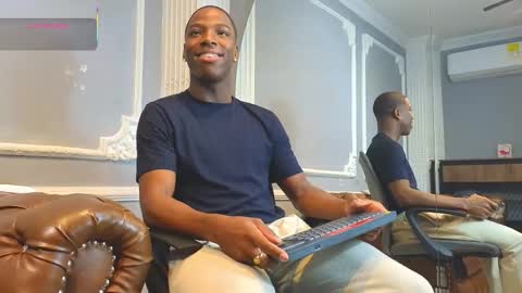 charlesbrown_ online show from December 22, 2025, 12:02 pm