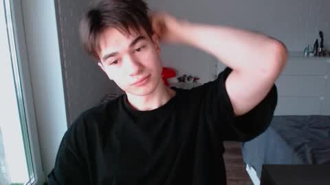 Snapshot of charleshanson69 chatting on November 6, 2025, 4:35 am charleshanson69 online show from November 6, 2025, 4:35 am