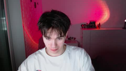 Snapshot of charleshanson69 chatting on November 22, 2025, 6:29 pm charleshanson69 online show from November 22, 2025, 6:29 pm