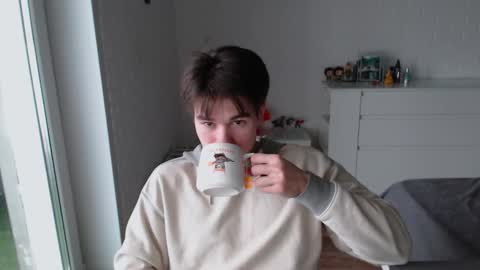 Snapshot of charleshanson69 chatting on November 28, 2025, 8:28 am charleshanson69 online show from November 28, 2025, 8:28 am